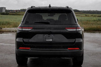 This Jeep Grand Cherokee has a dependable Regular Unleaded V-6 3.6 L/220 engine powering this Automa... (image 2)