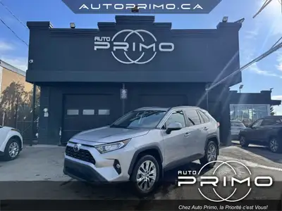 2020 Toyota RAV4 XLE AWD Automatique avec Sièges en Cuir Toit Ouvrant Navigation Carplay Caméra de R...
