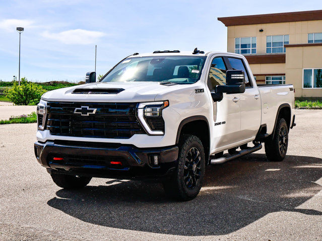 2025 Chevrolet Silverado 3500HD LT in Cars & Trucks in Strathcona County - Image 4
