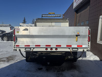 2017 GMC Sierra 3500HD Dump Truck 6.0L V8 Gas 169,751 KM DRW 9 FT Bed Pintle Hitch Folding Side Wall... (image 4)