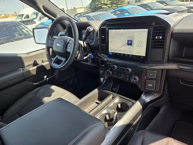 2025 Ford F-150 STX | BLACK APP PKG | MOBILE OFF PKG | BLIS dans Autos et camions dans Calgary - Image 29