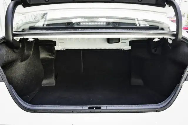 2023 Toyota Camry SE • HEATED SEATS • CP/AA • REAR CAM in Cars & Trucks in Kingston - Image 9