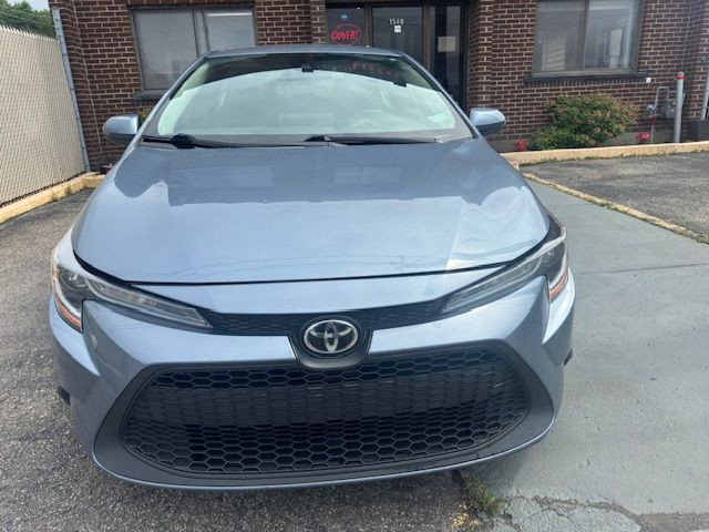 2020 Toyota Corolla in Cars & Trucks in City of Montréal - Image 2
