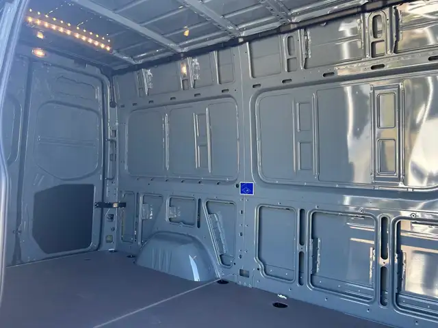 2025 Mercedes-Benz Sprinter Cargo Van 2500 Standard Roof I4 144 in Cars & Trucks in Edmonton - Image 9