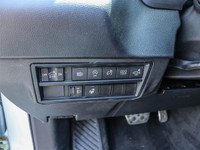 2024 Toyota Tundra SR5 Crew Cab 4x4 | TRD Off-Road Package | Only 30,060 km!Tackle any terrain in th... (image 9)