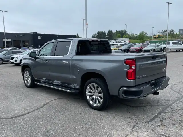 2020 Chevrolet Silverado 1500 dans Autos et camions dans Région d’Oakville/Halton - Image 4