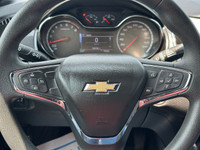 Sunroof, apple carplay/android auto, 10 airbags, safety package, heated front seats, remote start, p... (image 9)