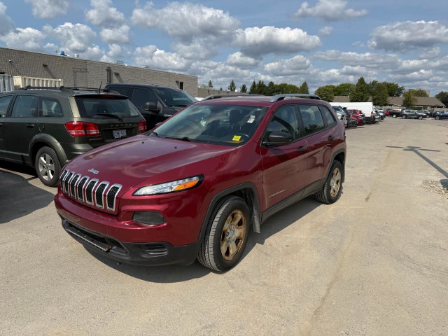 2015 Jeep Cherokee Sport LOW MILEAGE | KEYLESS ENTRY | POWER... in Cars & Trucks in London