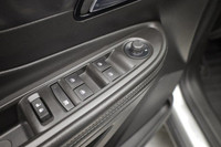 BLUETOOTH CONNECTION, LEATHER STEERING WHEEL, TURBOCHARGED, POWER DRIVER SEAT, BLIND SPOT MONITOR, C... (image 9)