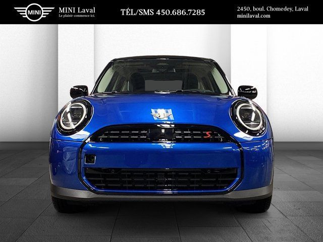 2025 MINI 5 Door Cooper S dans Autos et camions  à Laval/Rive Nord - Image 2