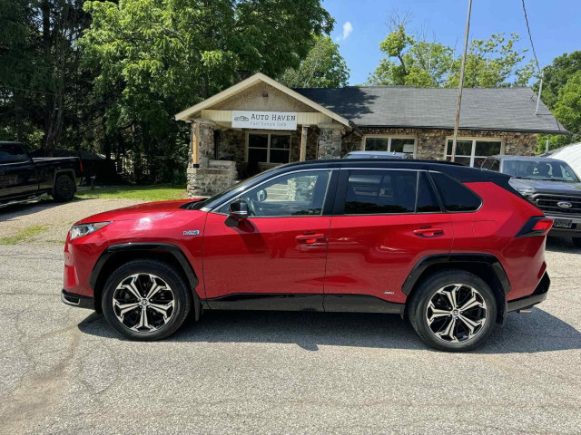2021 Toyota RAV4 AWD XSE in Cars & Trucks in London - Image 2