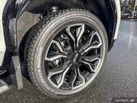 This GMC Sierra EV has a strong Electric engine powering this Automatic transmission.* This GMC Sier... (image 9)