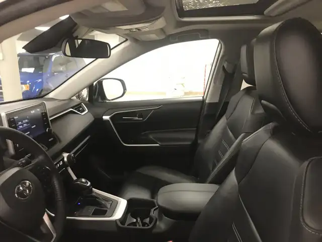 2020 Toyota RAV4 XLE62940368953859124