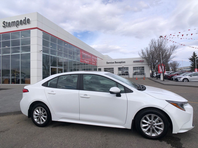 2022 Toyota Corolla LE in Cars & Trucks in Calgary