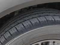 All Wheel Drive,Power Steering,Brake Actuated Limited Slip Differential,Tires - Rear All-Season,Tire... (image 9)