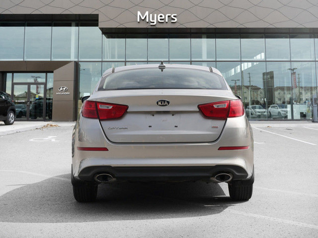 2015 Kia Optima LX - $179 B/W in Cars & Trucks in Ottawa - Image 4