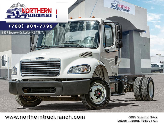 2014 Freightliner M2 M2 CUMMINGS TURBO DIESEL CAB AND CHASSIS in Cars & Trucks in Edmonton