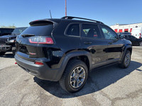 Jeep**Cherokee**4x4**3.2L**V6**Heated Seats**Heated Steering Wheel**8.4 Touchscreen**Apple Car Play*... (image 4)