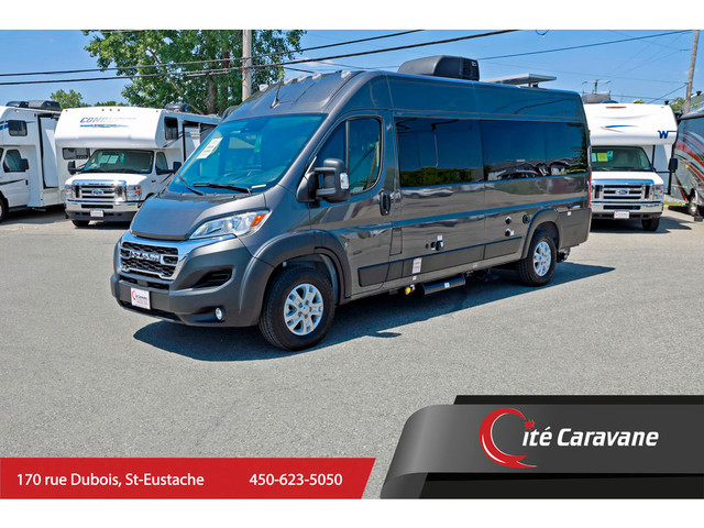 2024 Thor Motor Coach twist 2LB 2024 Classe B dodge promaster N in Travel Trailers & Campers in Laval / North Shore