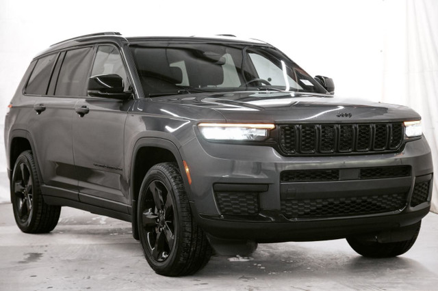 2022 Jeep Grand Cherokee L Altitude in Cars & Trucks in Red Deer