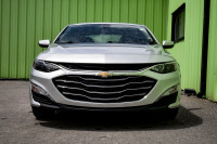 This 2022 Chevrolet Malibu is for sale today. This sedan has 90,614 kms. It's silver in colour . It... (image 3)