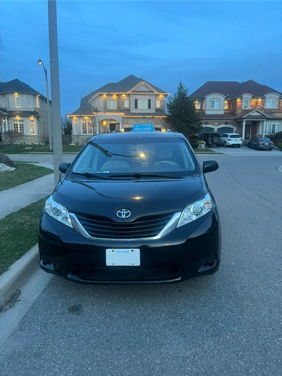 2014 Toyota Sienna LE V6 PROPANE AND GAS DUAL SYSTEM