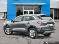 This 2022 Ford Escape SE SUV seamlessly blends practicality and style. Boasting a fuel-efficient 1.5... (image 3)