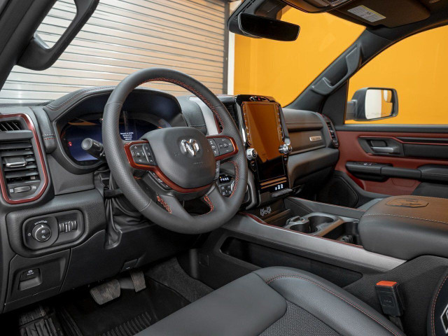 Ram 1500 REBEL CREW 4X4 *NAV 12 PO* SIÈGES / VOLANT CHAUFF 2025 in Cars & Trucks in Laurentides - Image 2