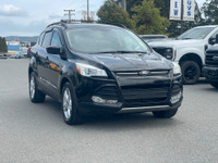 This 2019 Ford Escape SE has a Tuxedo Black exterior and Charcoal Black seats with seating for 5. Eq... (image 9)