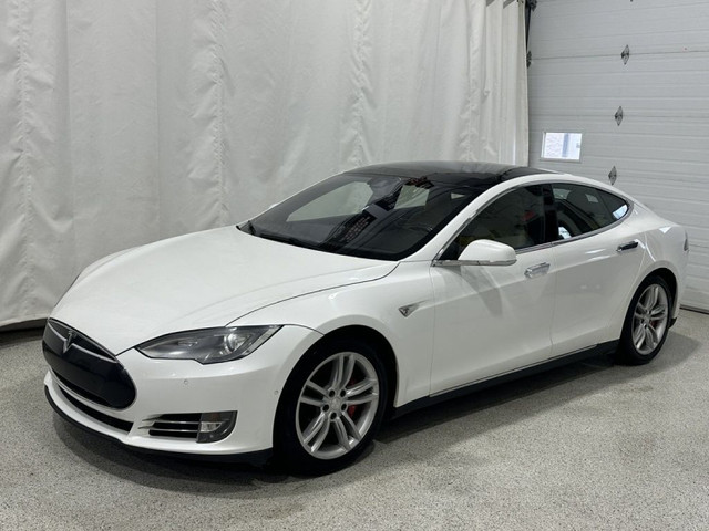 2015 Tesla Model S P85D NEW BATTERY in Cars & Trucks in City of Montréal