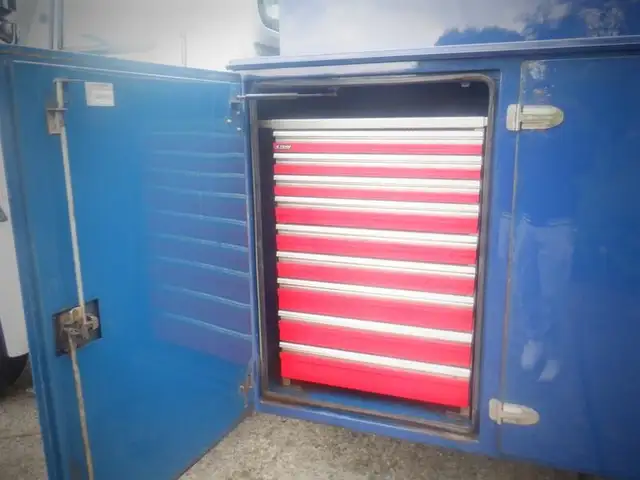 2012 international DuraStar 4300 Welding Service Truck with Air  in Heavy Trucks in Richmond - Image 21