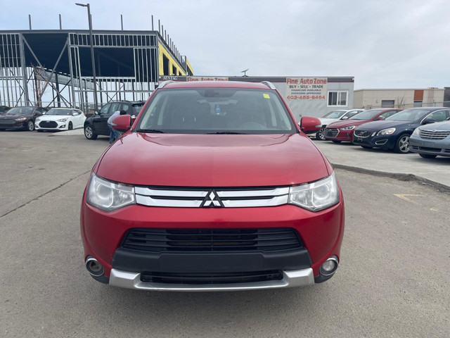 2015 Mitsubishi Outlander AWD 7-PASSENGERS :: CLEAN CARFAX REPOR in Cars & Trucks in Calgary - Image 2