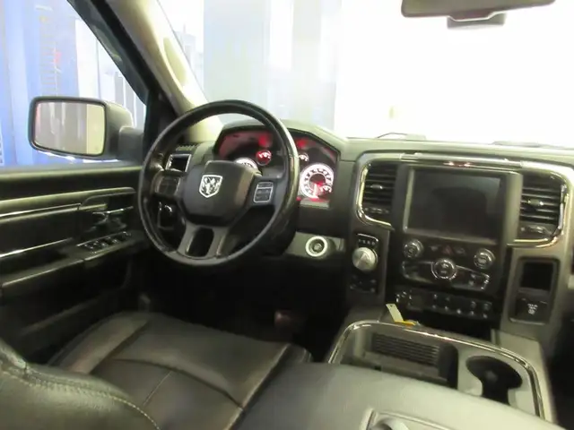 RAM 1500 2018 SPORT NIGHT EDITION CREW-CAB V8 5.7L HEMI 4X4 in Cars & Trucks in Lévis - Image 18