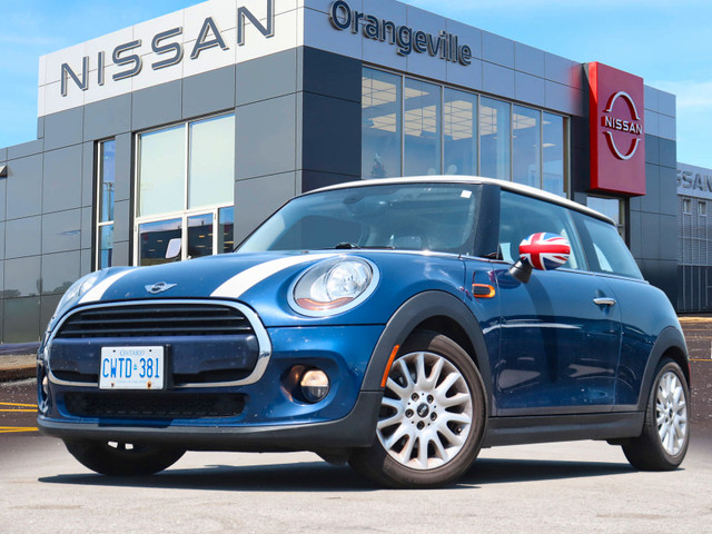 2016 MINI Cooper Base in Cars & Trucks in Oakville / Halton Region