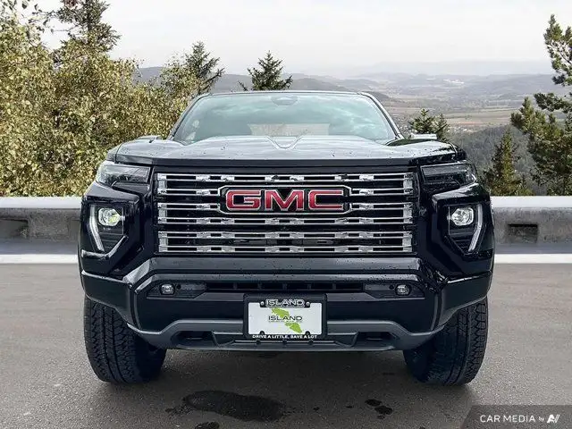 2025 GMC Canyon Denali in Cars & Trucks in Cowichan Valley / Duncan - Image 10