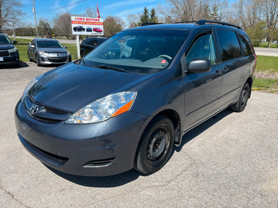 2009 Toyota Sienna CE 94474 KM