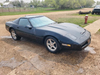 Nice 87 Corvette, Targa Top, 141k, $12 plates!