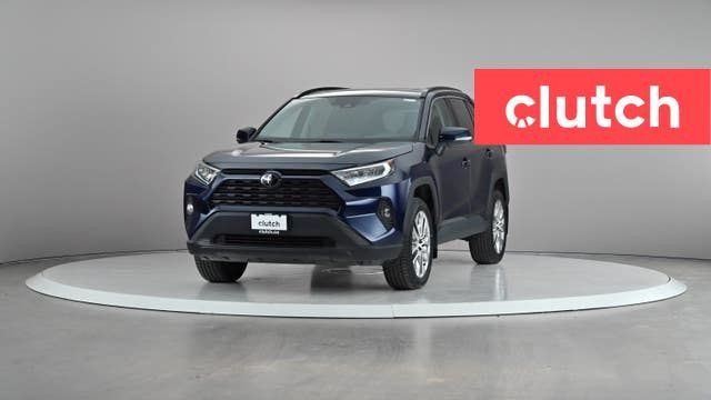 2020 Toyota RAV4 XLE AWD w/ Premium Pkg. w/ Apple CarPlay, Heate in Cars & Trucks in City of Toronto - Image 3