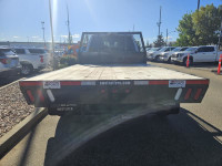 2023 Ford Super Duty F-550 DRW XLT 4WD Crew Cab 203" WB 84" CA, 12ft Deck, 6.7L V8 Diesel, Keyless E... (image 3)