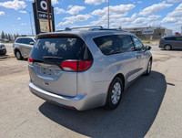 Come Finance this vehicle with us. Apply on our website stonebridgeauto.com 2019 Chrysler Pacifica T... (image 4)