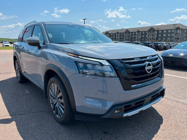 2025 Nissan Pathfinder SL AWD HEATEDSEATS HEATEDSTEERING MOONROO in Cars & Trucks in Moncton - Image 2
