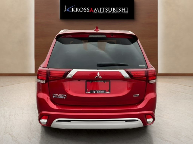 2022 Mitsubishi Outlander PHEV GT in Cars & Trucks in Edmonton - Image 3