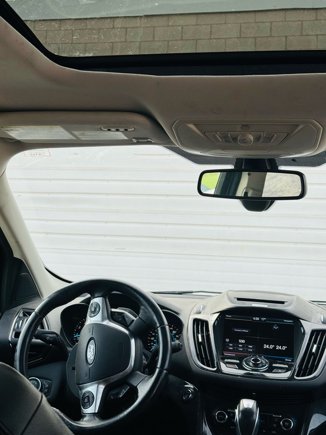 2014 Ford Escape Titanium in Cars & Trucks in Mississauga / Peel Region - Image 4