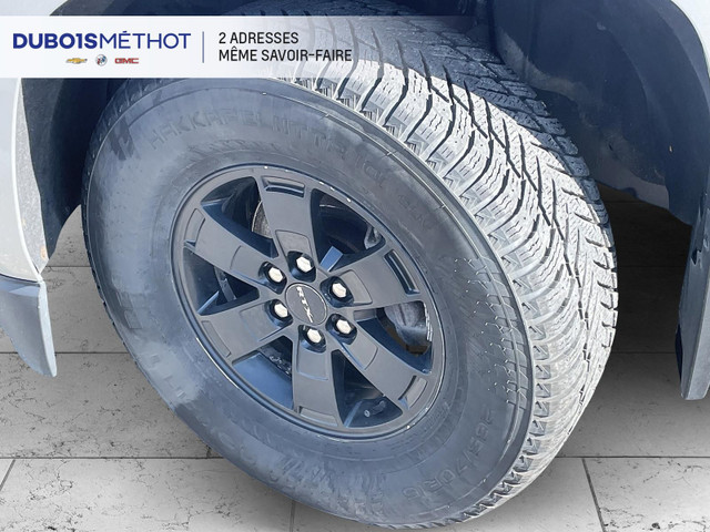 2017 Chevrolet Colorado 4WD WT, V6 3.6L, 4X4, CREW, BOITE DE 6 P in Cars & Trucks in Victoriaville - Image 2