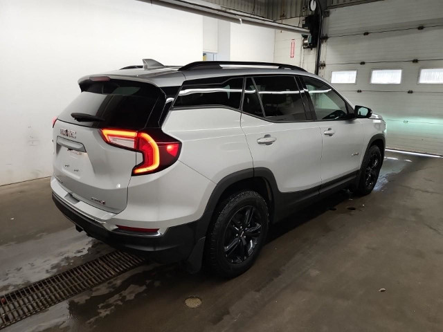 2022 GMC Terrain AT4 AT4 | LEATHER SEATS | ELEVATION PACAGE |... in Cars & Trucks in London - Image 3
