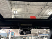 **SUMMER SPECIAL!** FEATURING : AWD, SUNROOF, HIGHLY EQUIPPED, VERY CLEAN! FINISHED IN BLACK ON MATC... (image 7)