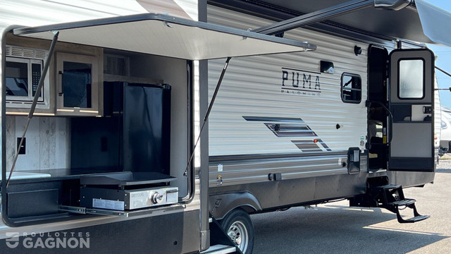2024 Puma 32 DBTS Roulotte de voyage in Travel Trailers & Campers in Laval / North Shore - Image 3