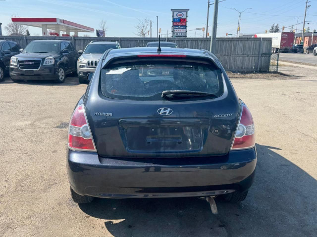 2011 Hyundai Accent L, AUTO, HATCH, ONLY 50,000KMS, CERTIFIED in Cars & Trucks in London - Image 4