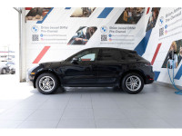 2020 Porsche Macan AWD 7-Speed Porsche Doppelkupplung (PDK) 2.0L I4 Turbocharged EXTERIOR - JET BLAC... (image 5)
