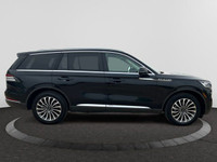 Check out this vehicle's pictures, features, options and specs, and let us know if you have any ques... (image 5)